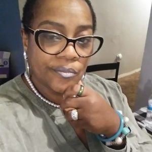 Meet your Posher, Tonua